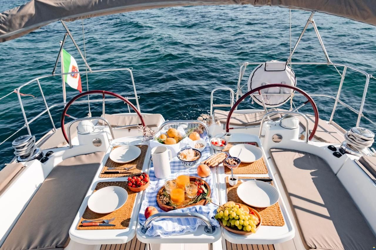 Jeanneau Yacht 53