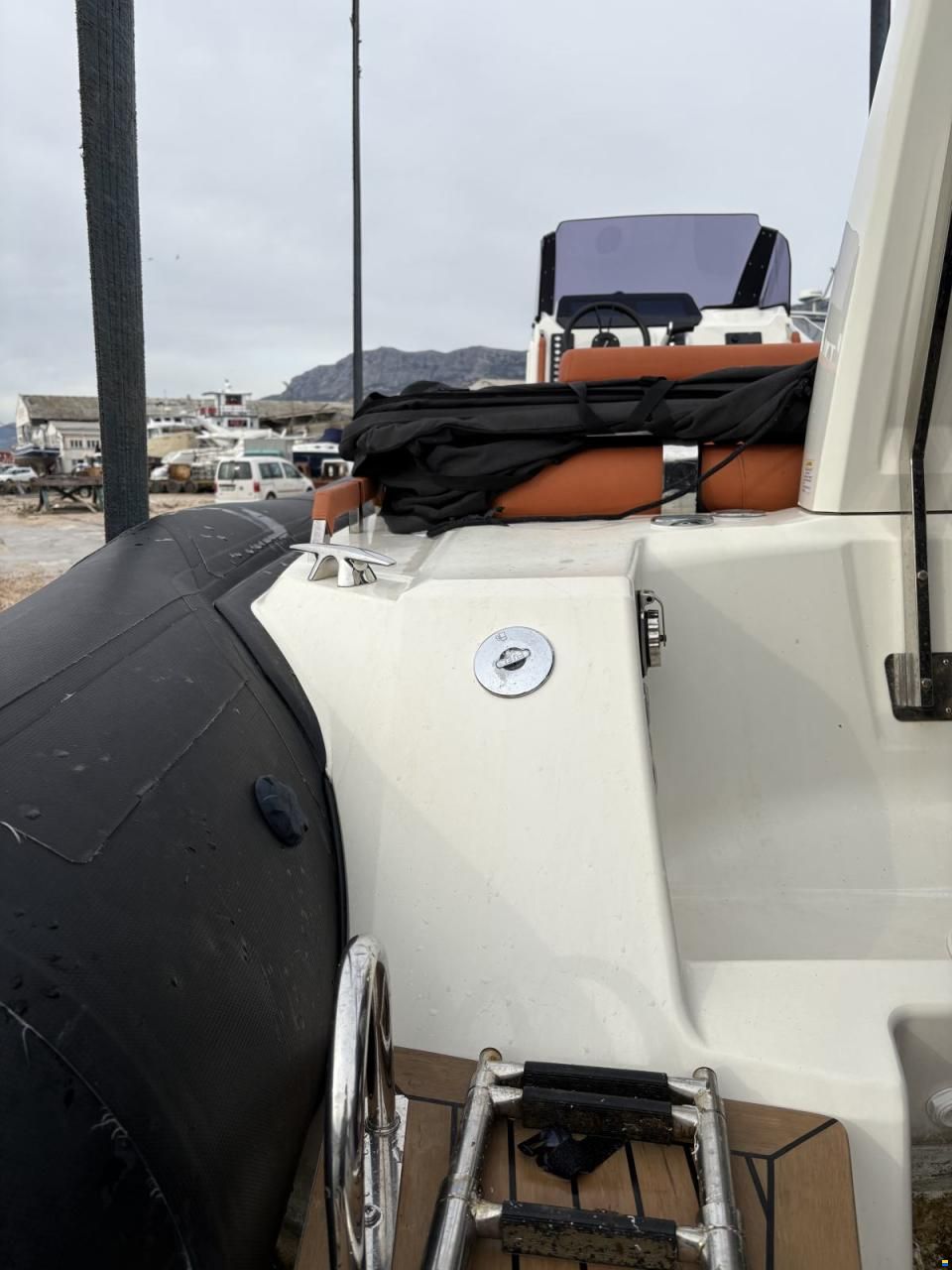 Brig Inflatable Boats Eagle 8H Hypalon