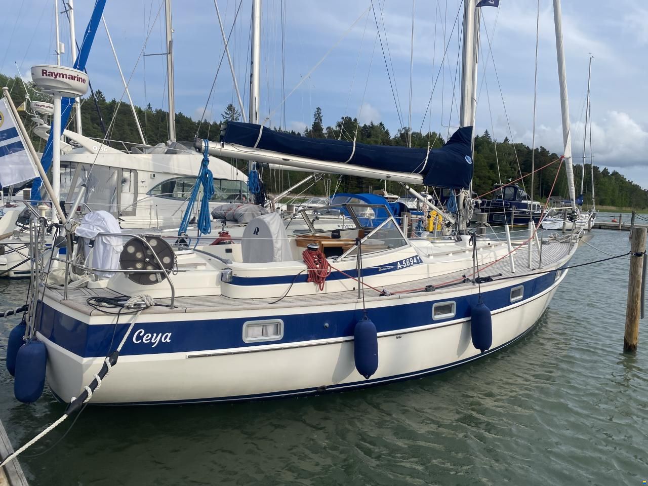 Hallberg-Rassy 352 Scandinavia