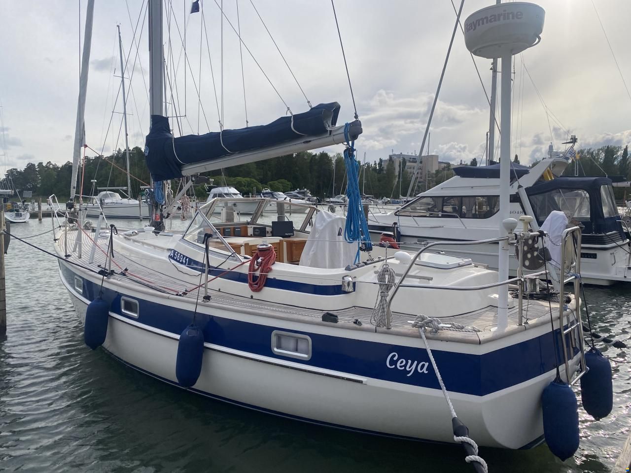 Hallberg-Rassy 352 Scandinavia