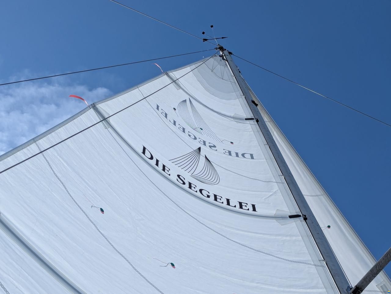 Center-Cockpit Regent