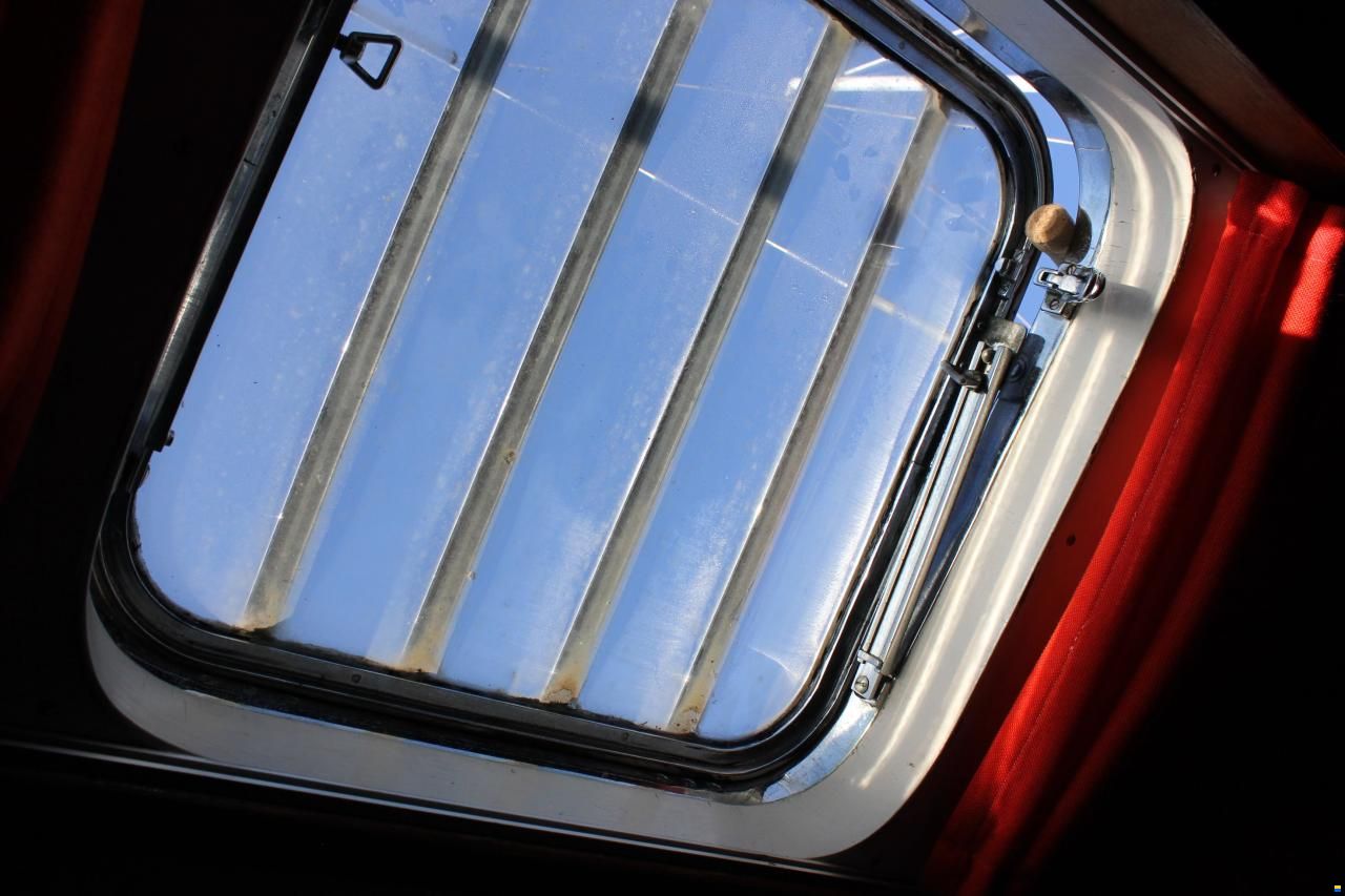 Center-Cockpit Regent