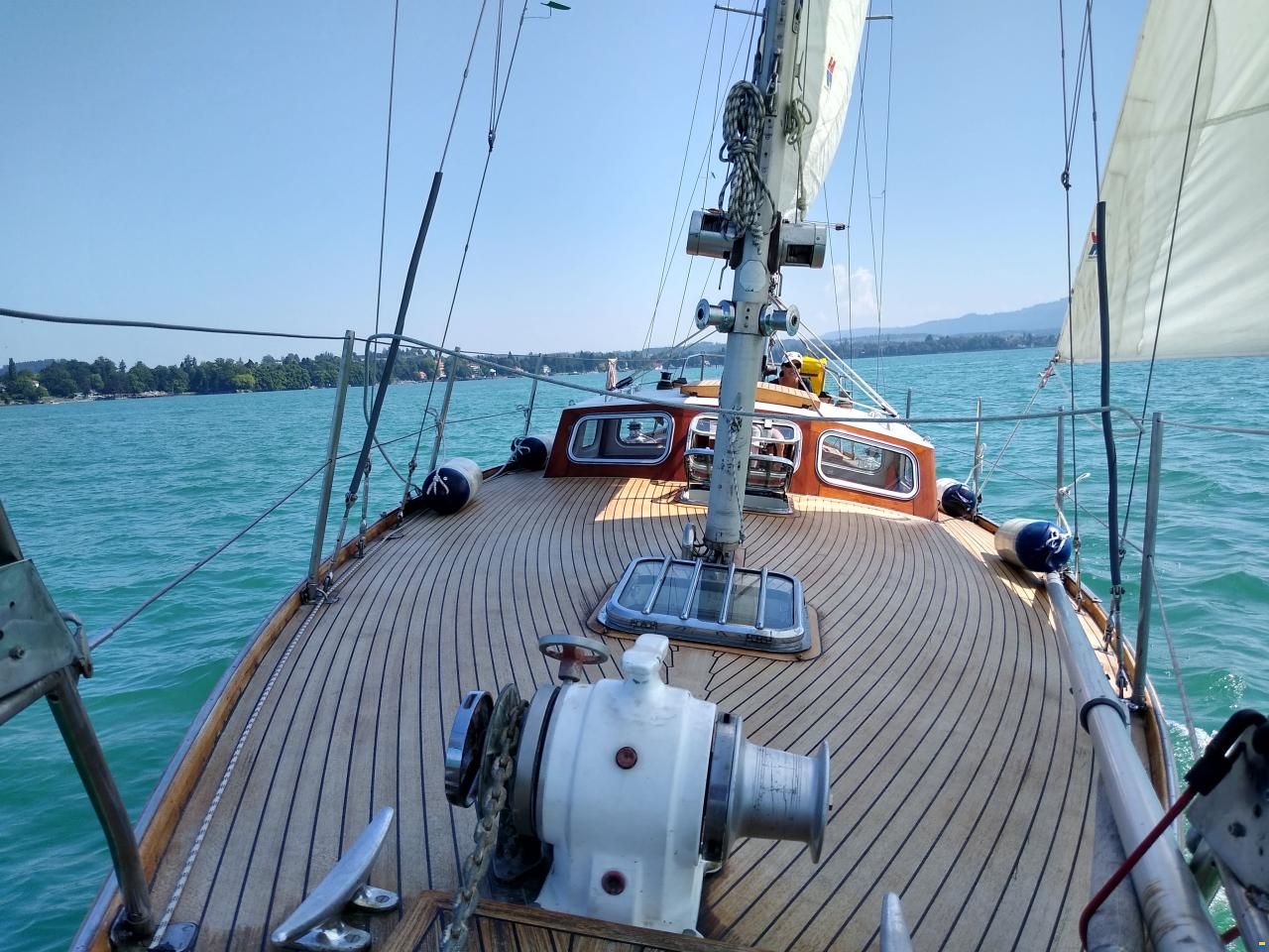 Center-Cockpit Regent