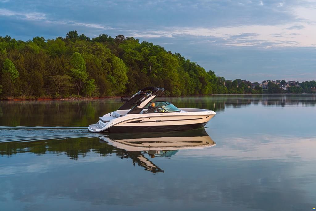 Sea Ray SDX 230 Surf