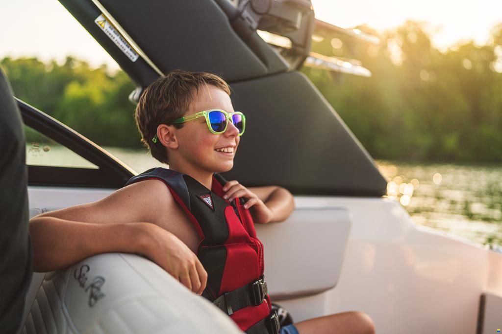Sea Ray SDX 230 Surf