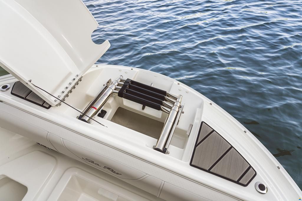 Sea Ray SDX 230 Surf