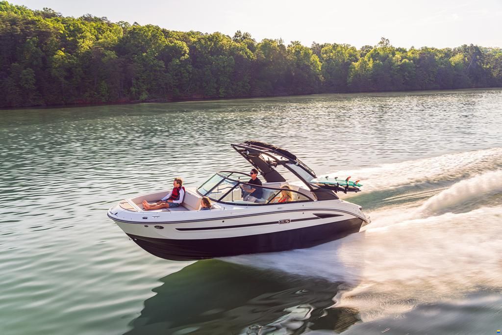 Sea Ray SDX 230 Surf