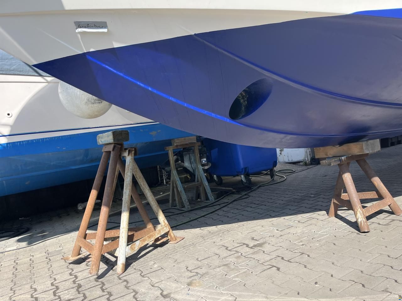 Maxum 3200 SCR