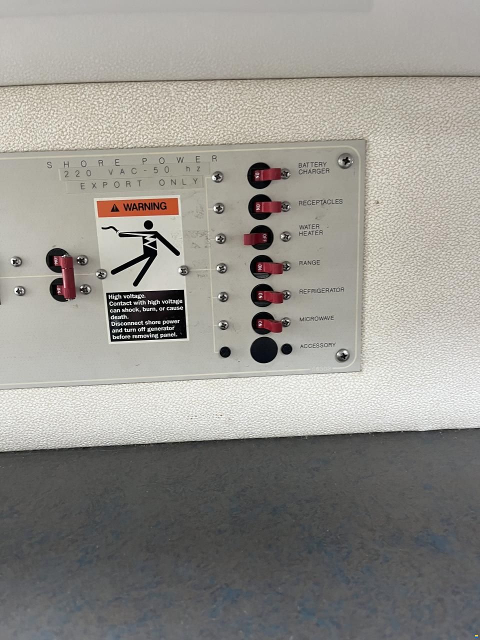 Maxum 3200 SCR