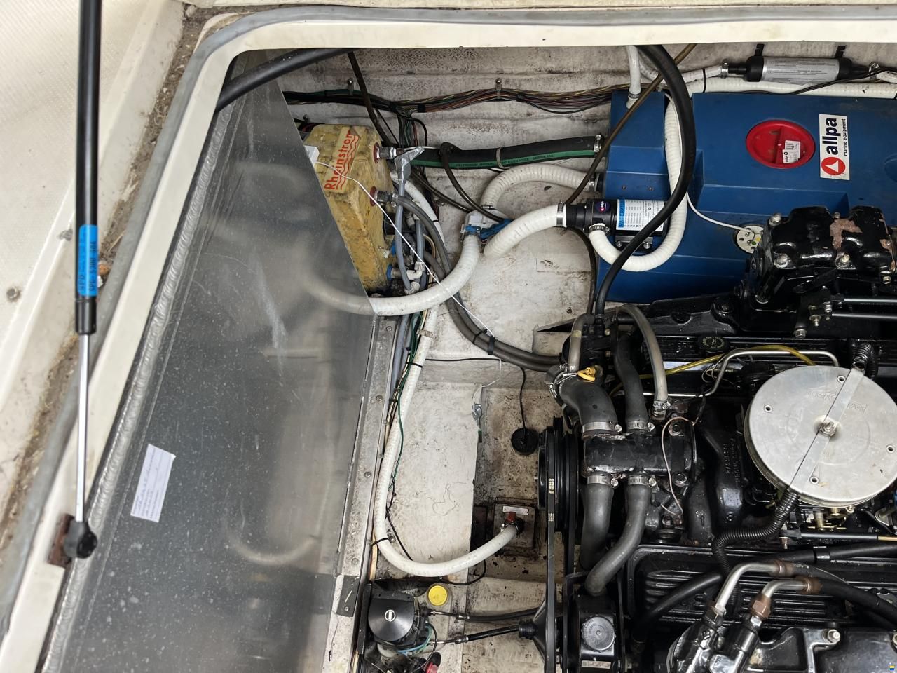 Maxum 3200 SCR