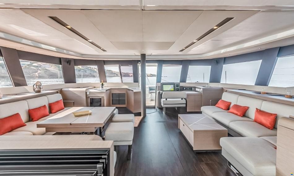 Fountaine Pajot SAMANA 59 Yacht Management