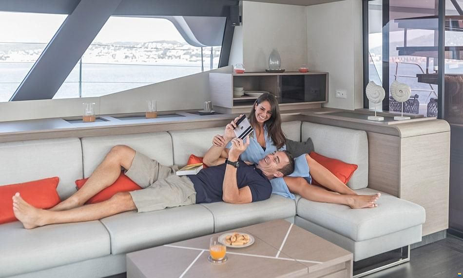 Fountaine Pajot SAMANA 59 Yacht Management