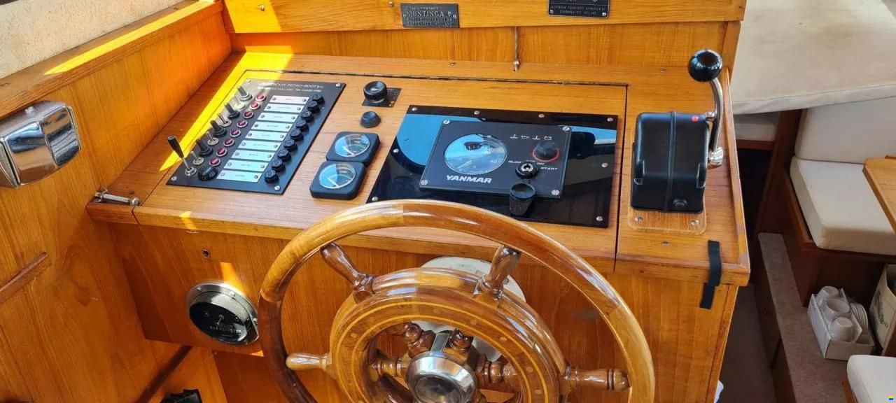 Pedro Klassische Motoryacht