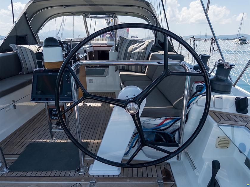 Hanse 495