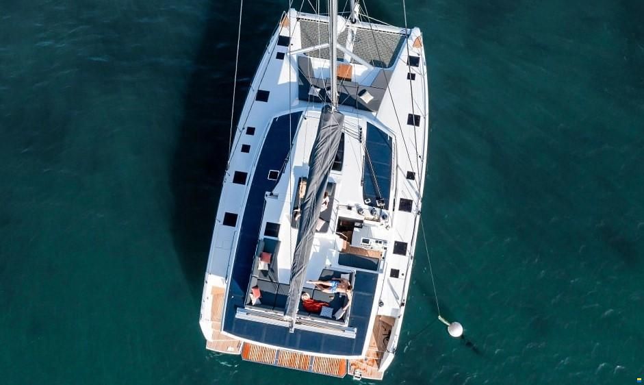 Fountaine Pajot Aura 51 Yacht Management