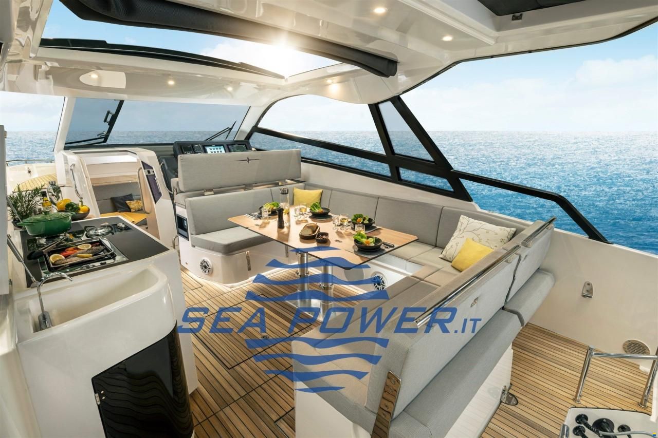 Bavaria Vida 33 Hard Top