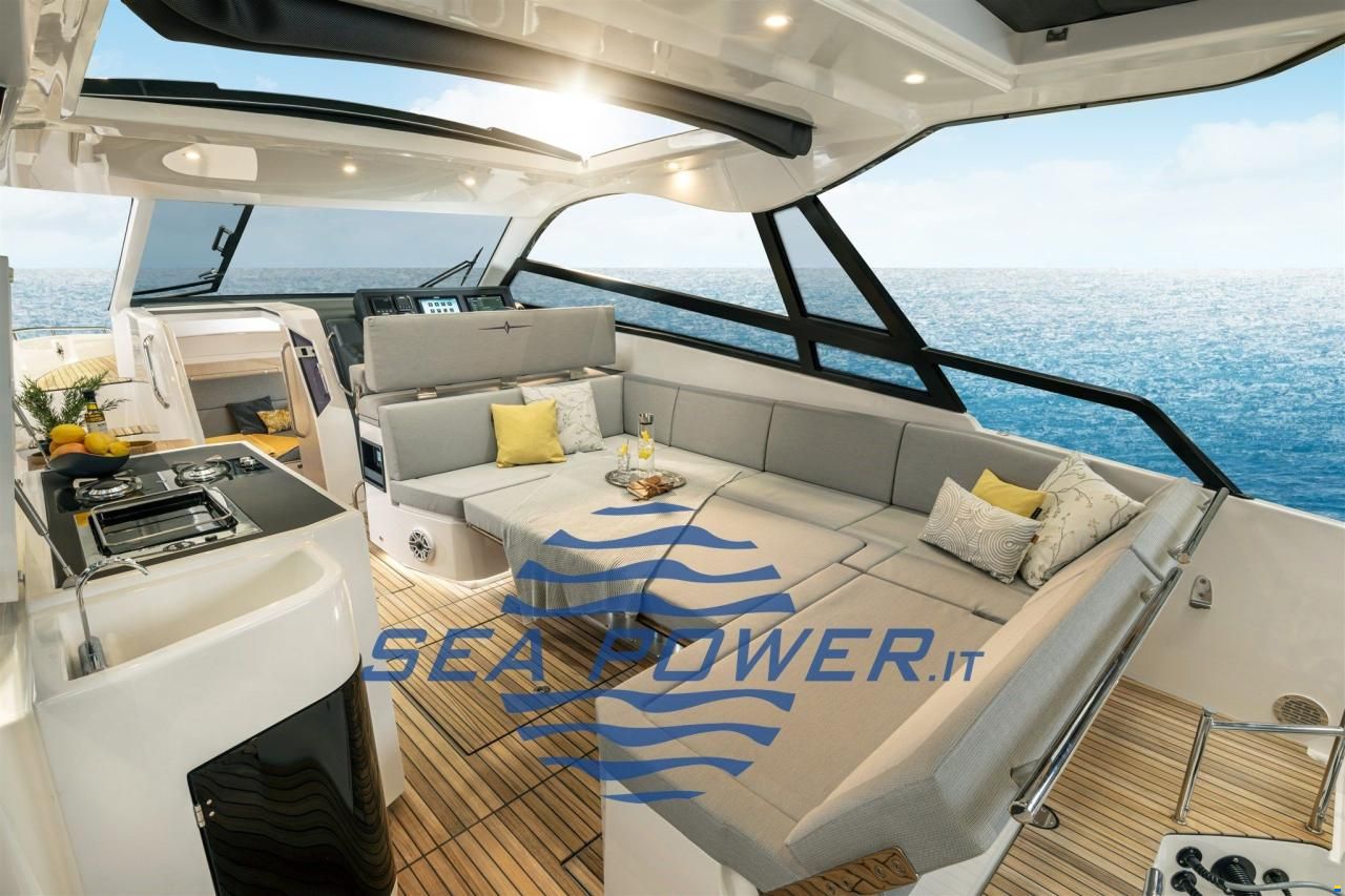 Bavaria Vida 33 Hard Top