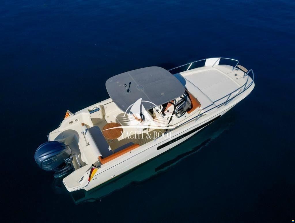 Invictus Capoforte CX 270
