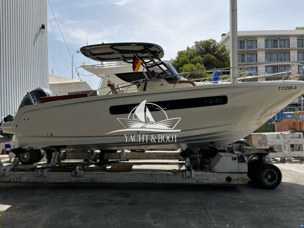 Invictus Yacht Capoforte CX 270