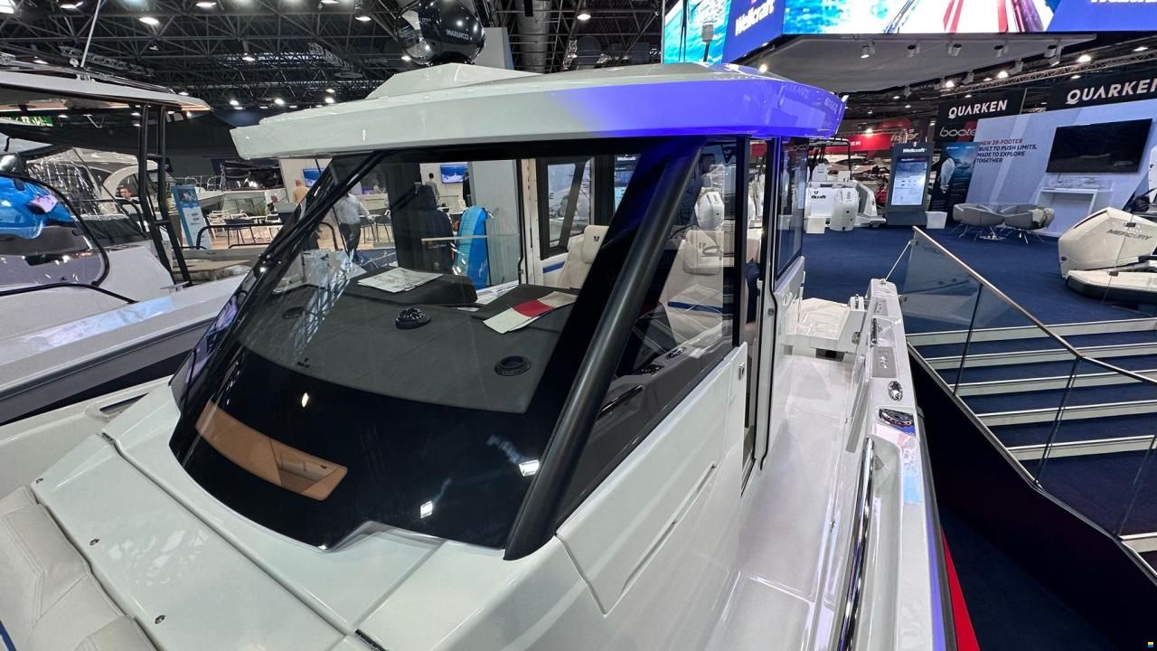 Wellcraft 28 Explorer