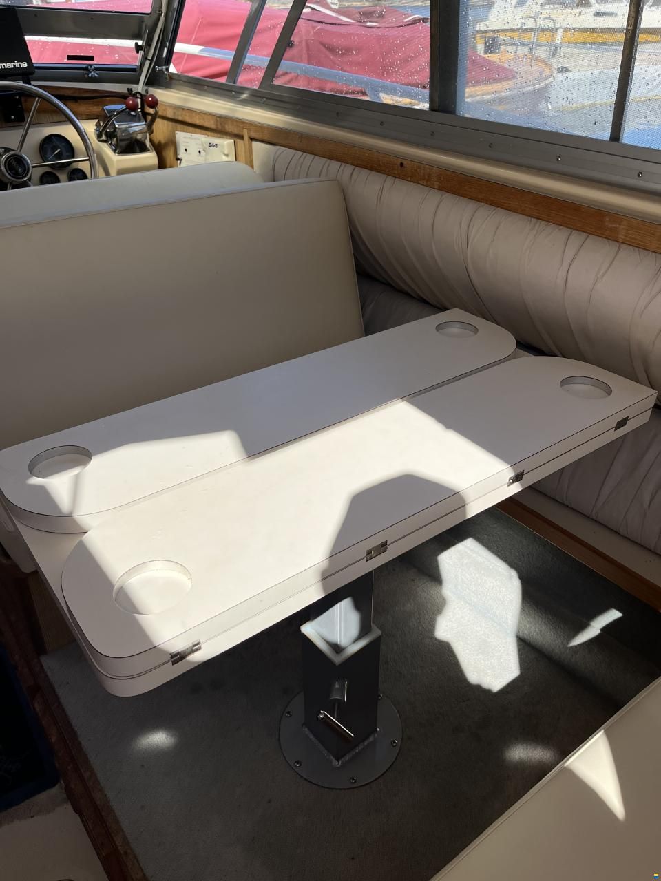 Bertram 28 HT