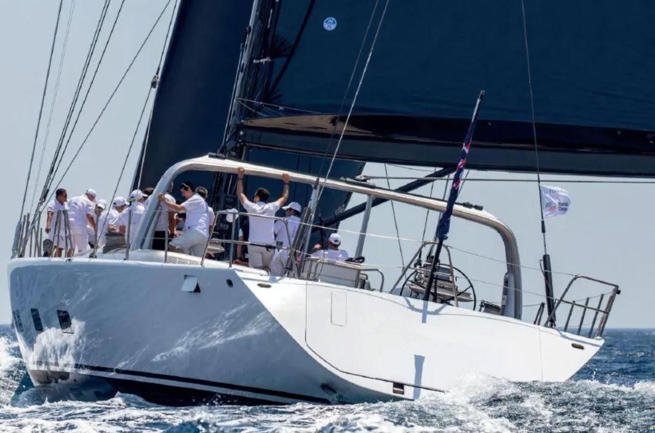 Pendennis Wally 33m