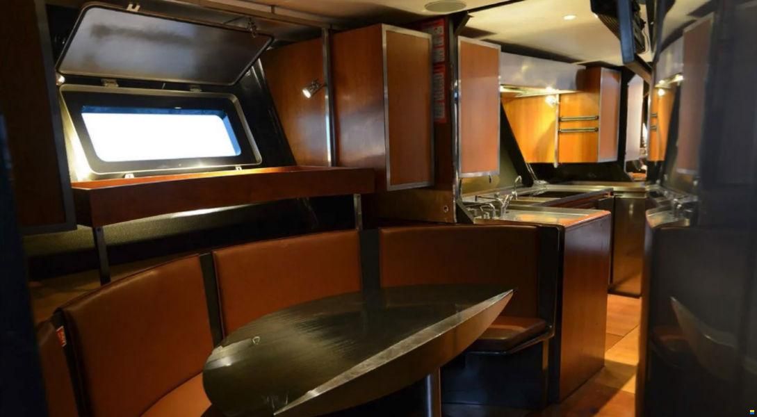 Pendennis Wally 33m
