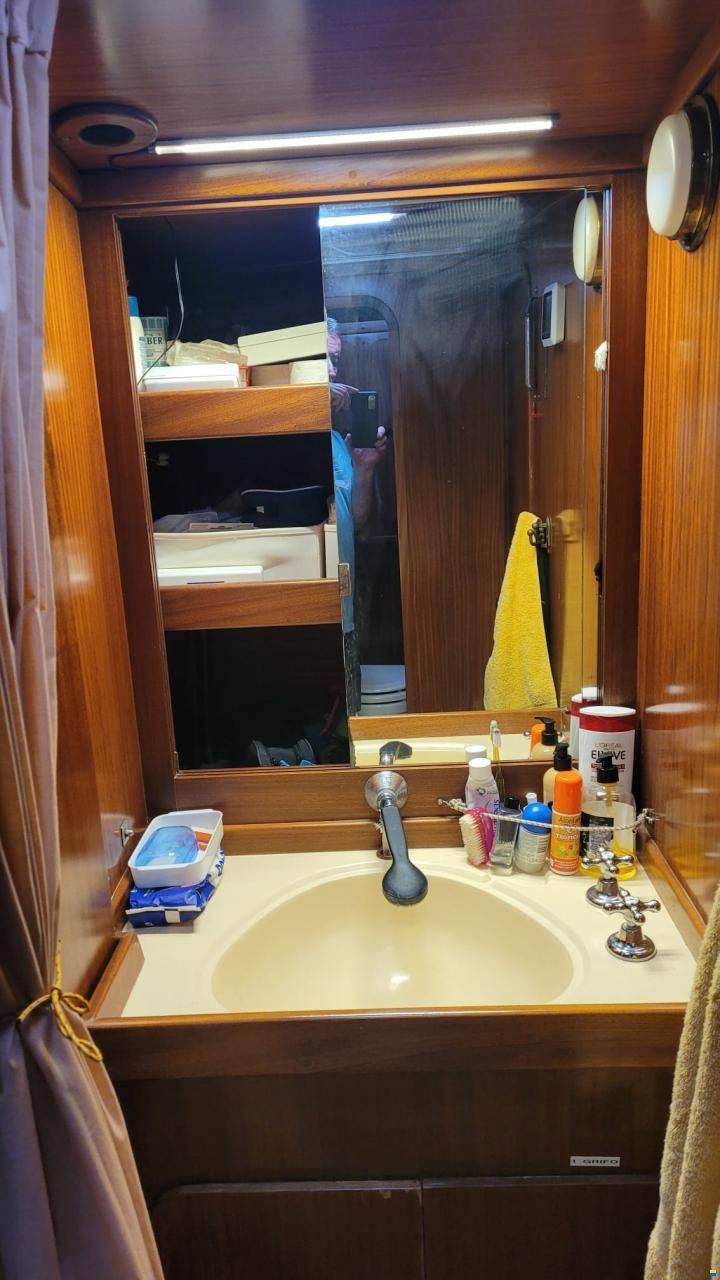 North Wind Mistral 40