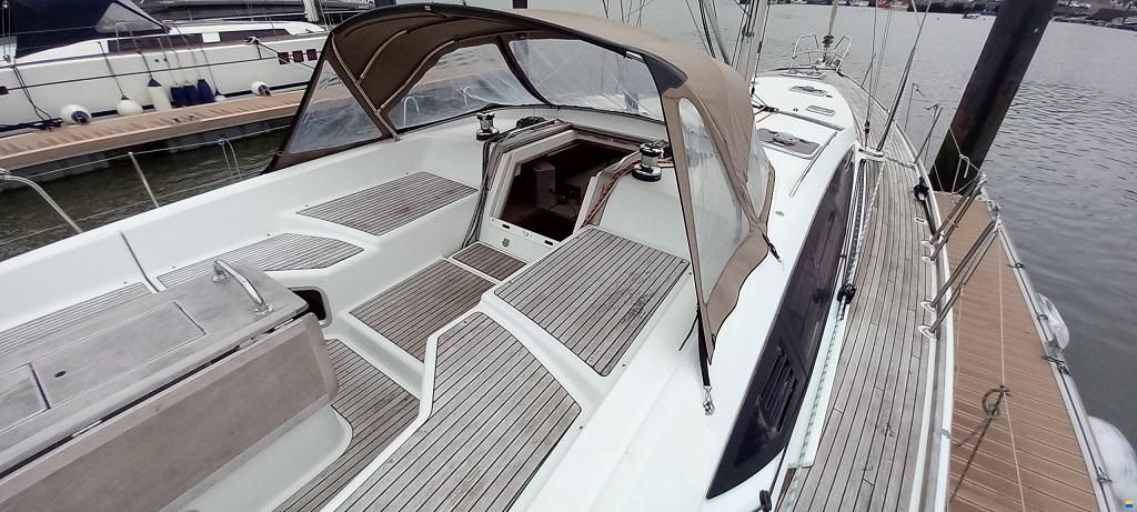 Jeanneau 53