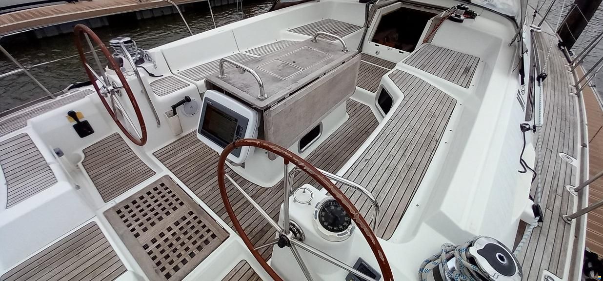 Jeanneau 53