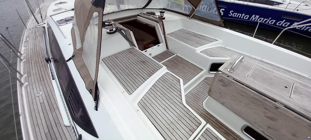 Jeanneau 53