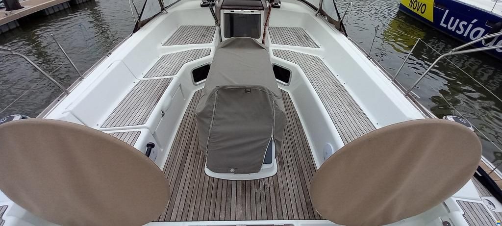 Jeanneau 53
