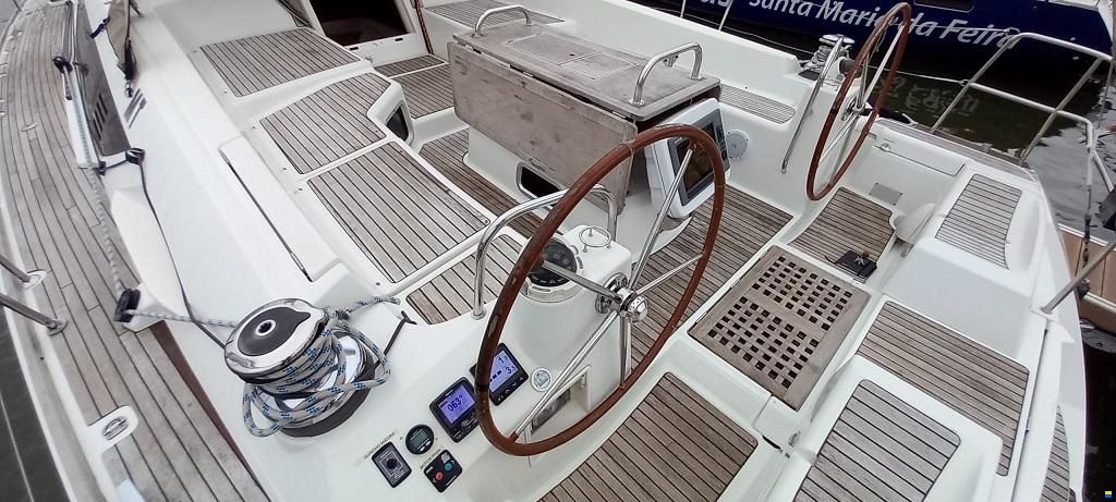 Jeanneau 53