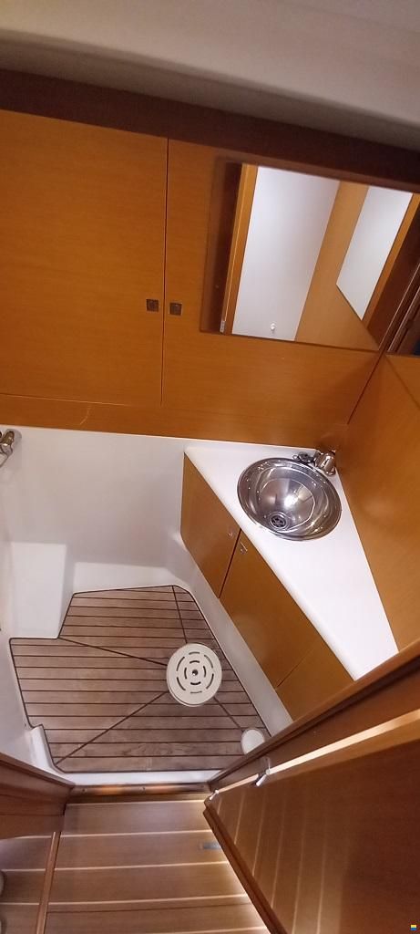Jeanneau 53