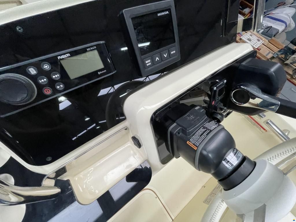 Invictus Sx200