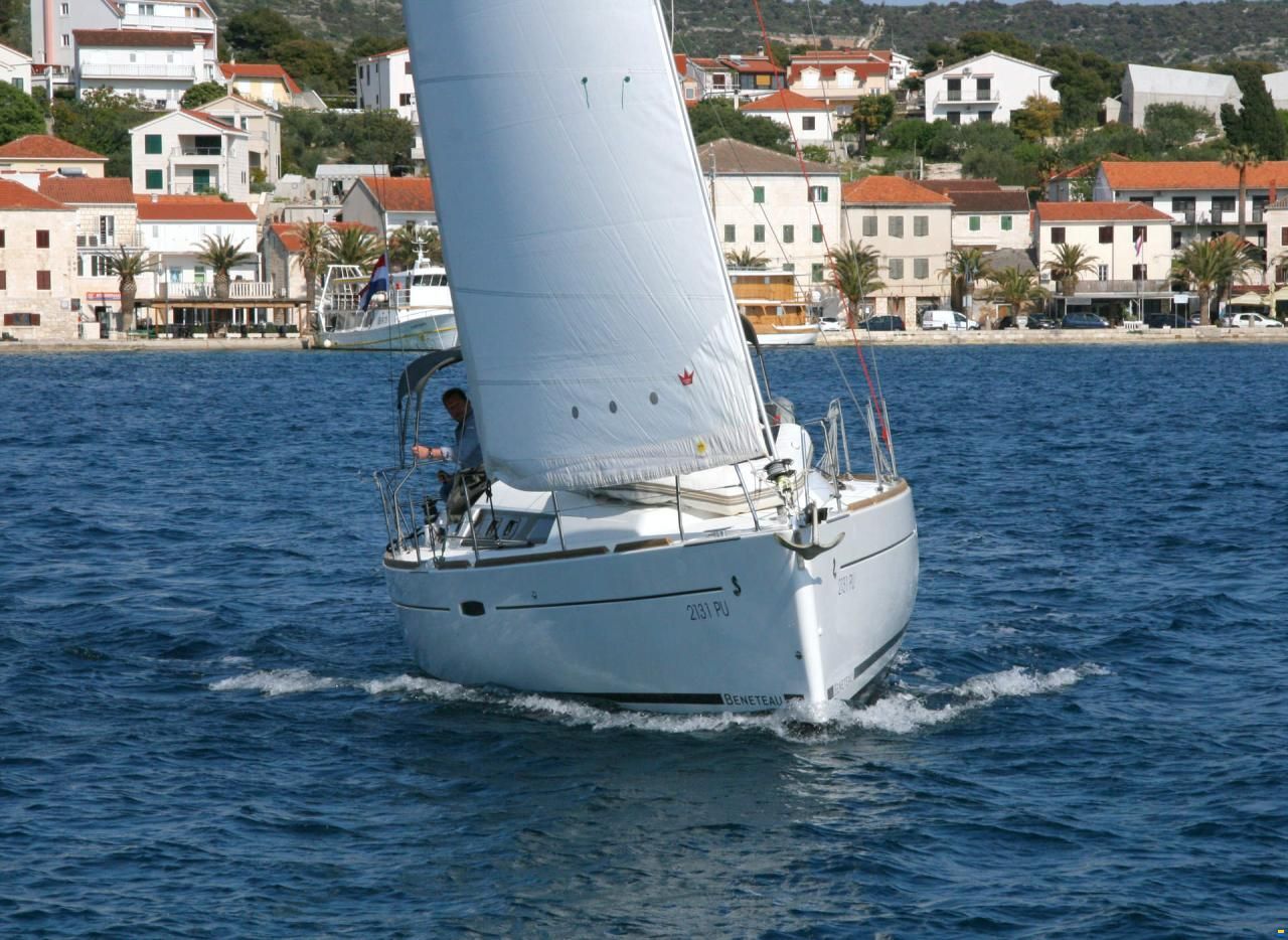 Beneteau Oceanis 34