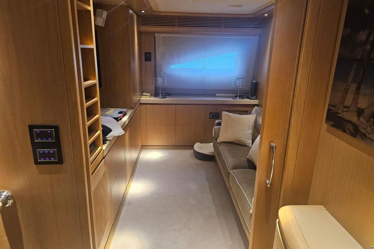 Astondoa 102 GLX