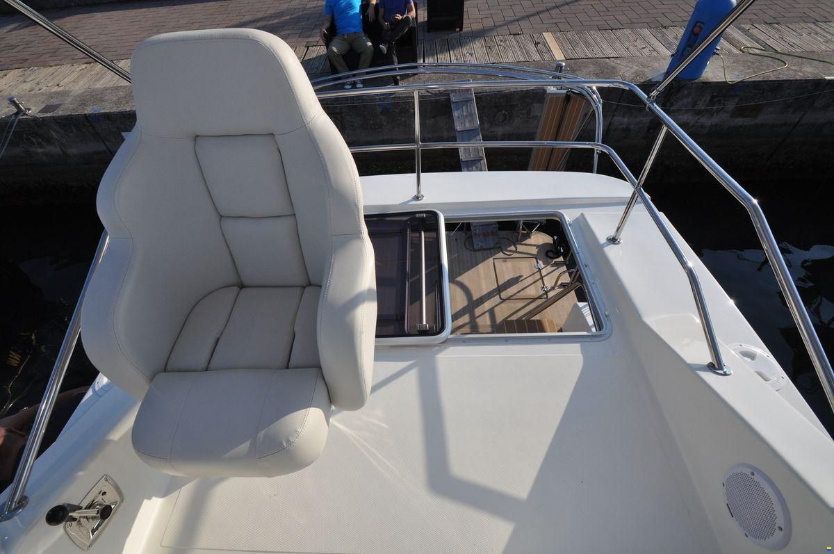 Cobra Futura 40 Grand Horizon