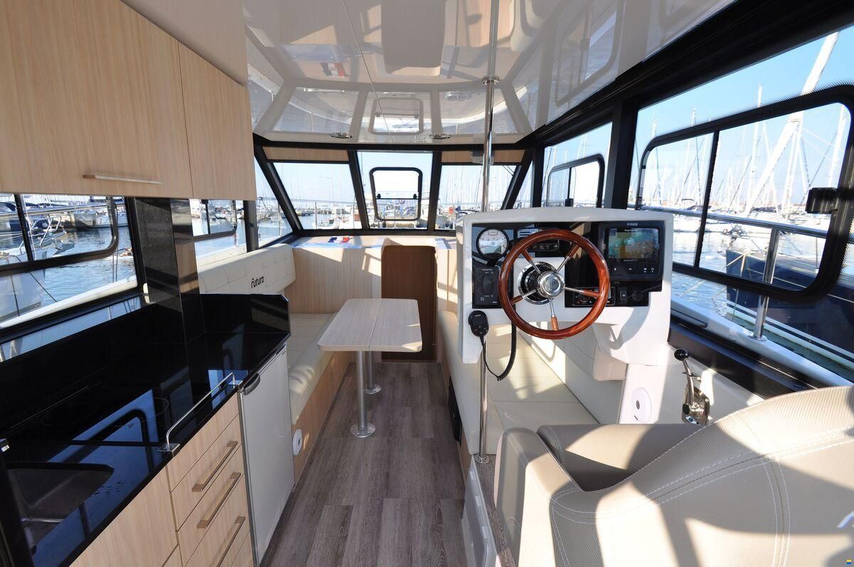 Cobra Futura 40 Grand Horizon