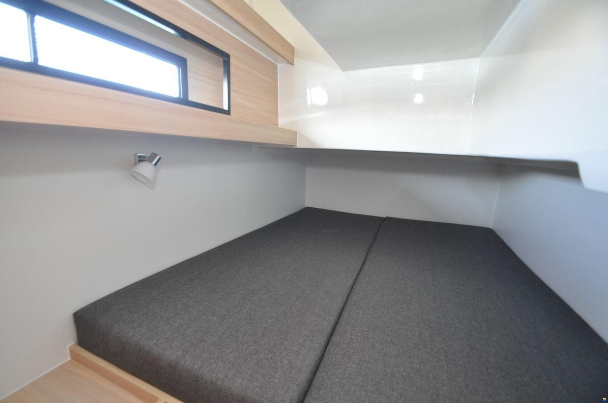 Cobra Futura 40 Grand Horizon