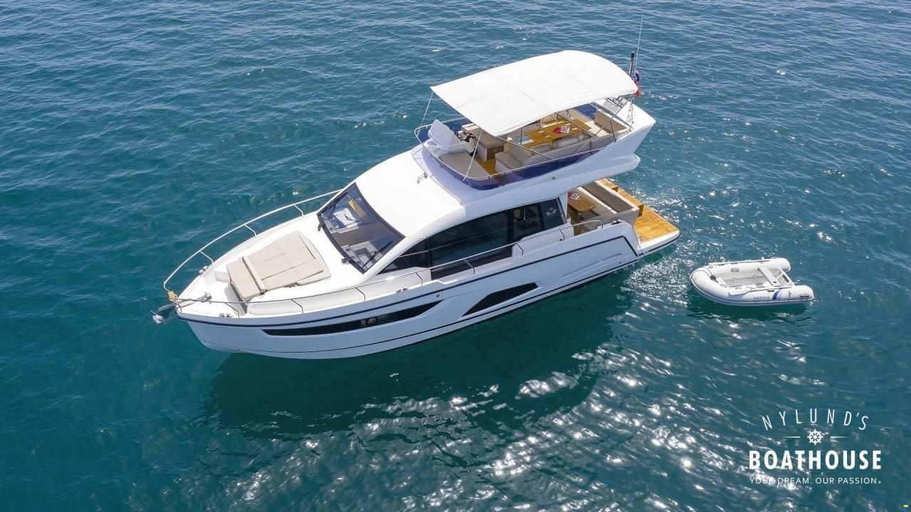 Sealine F430