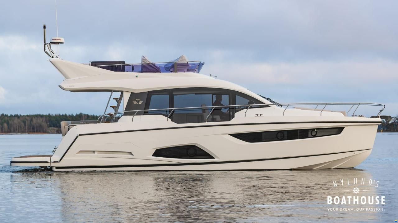 Sealine F430