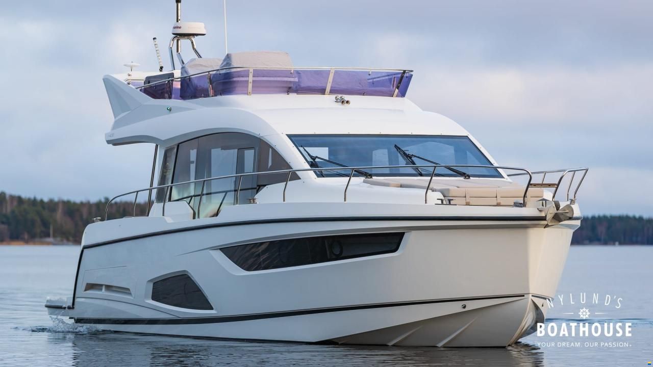 Sealine F430
