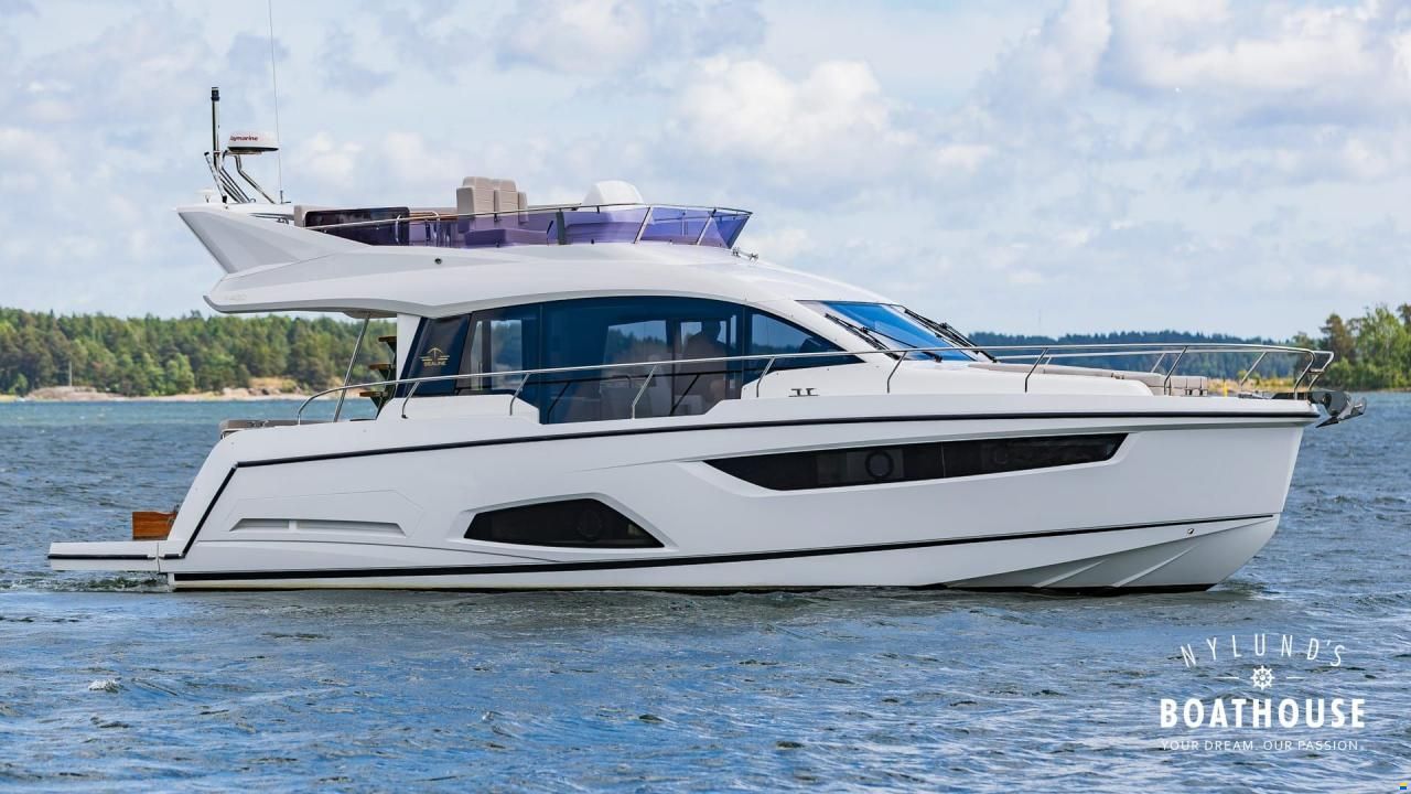 Sealine F430