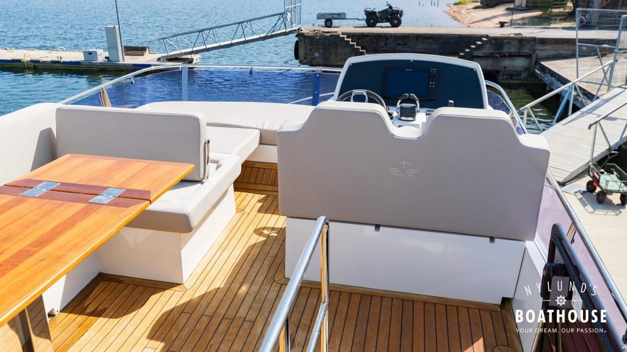 Sealine F430