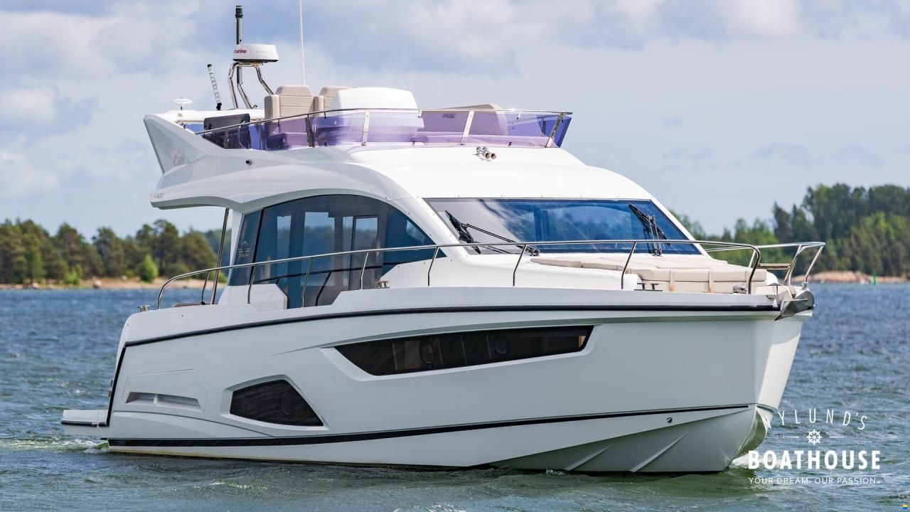 Sealine F430