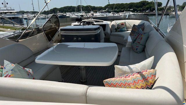 Princess 67 FLY