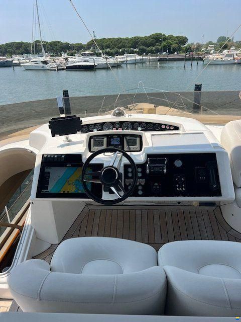 Princess 67 FLY