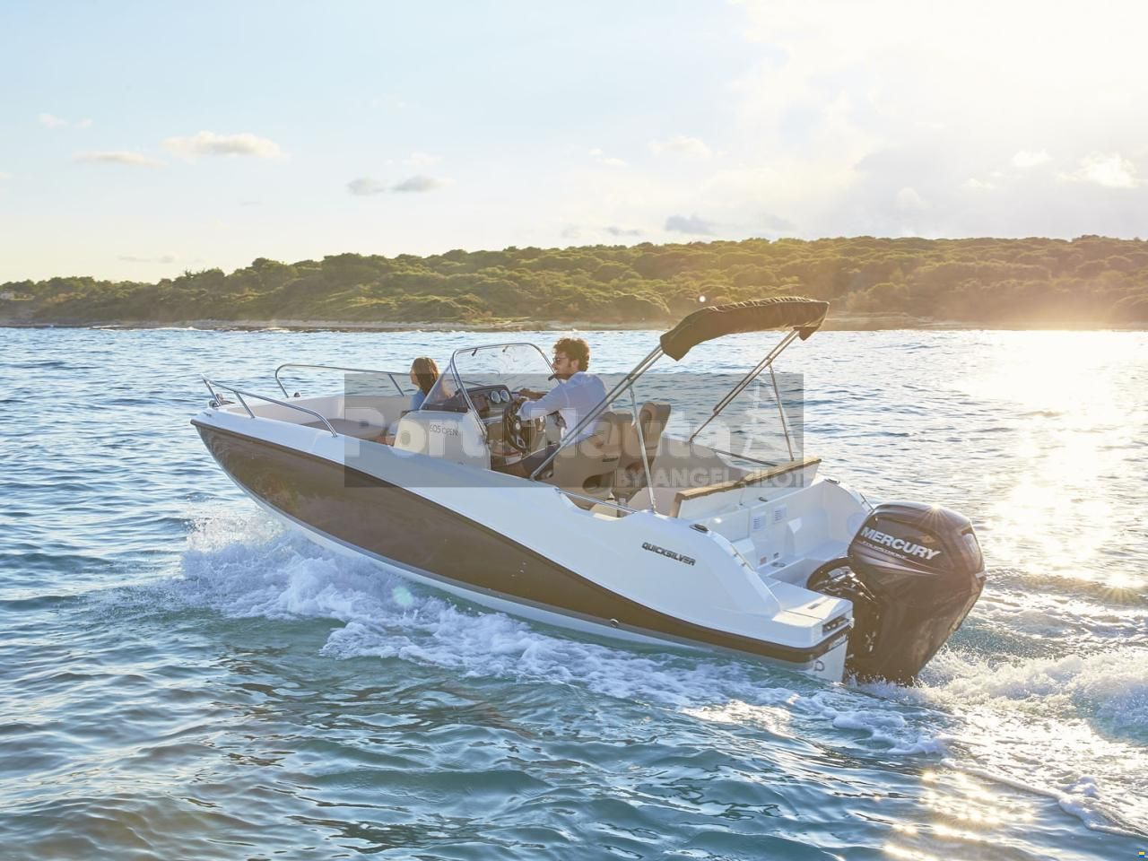 Quicksilver Activ 605 Open