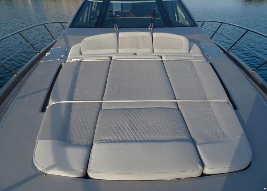 Azimut 86S